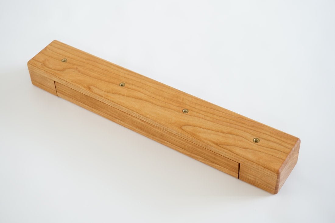 Wooden Flute Stand - Cherry Wood - FLUTISTRY